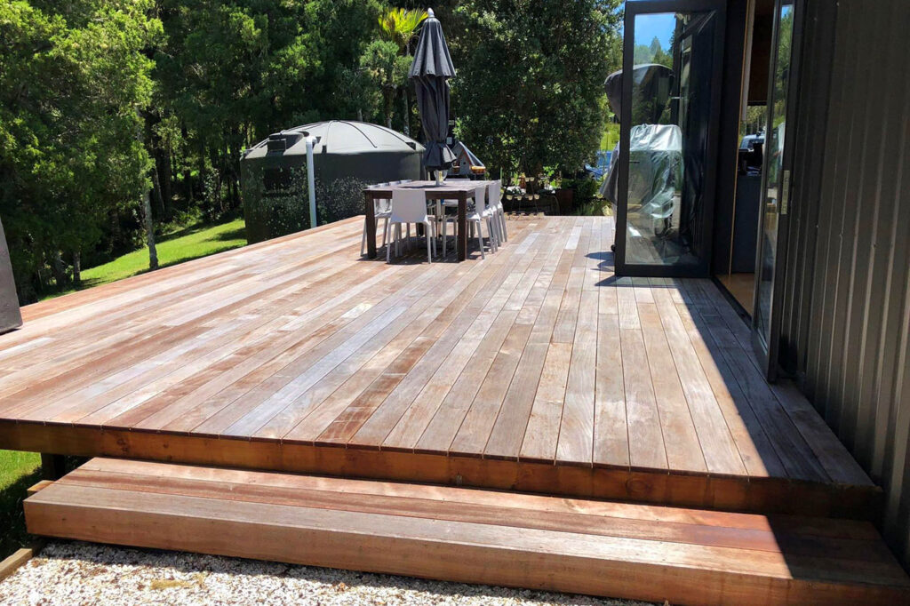 Design And Build Decking 9205